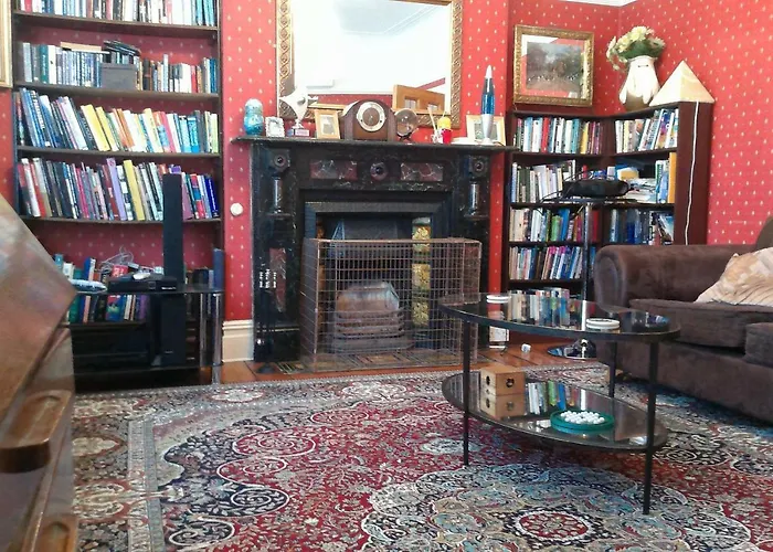 Beautiful Victorian House Hotel Cardiff