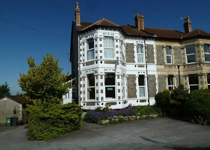 The Elms Guest House Bristol