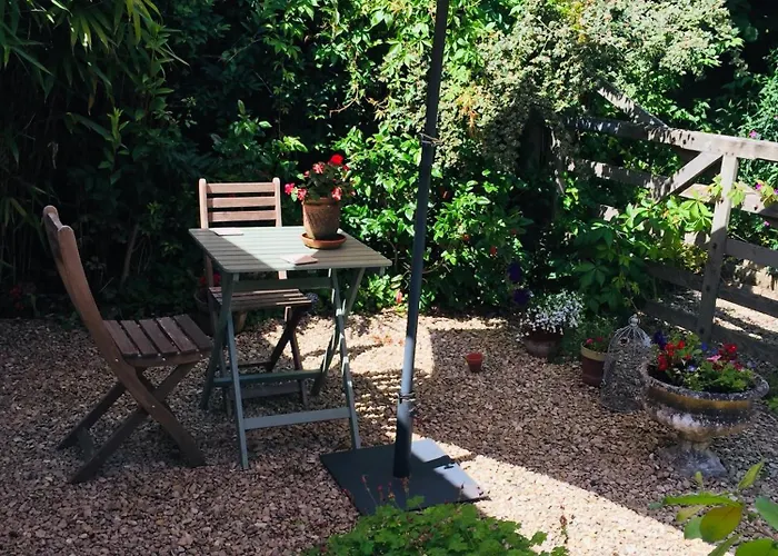 Cherrybrook Glastonbury