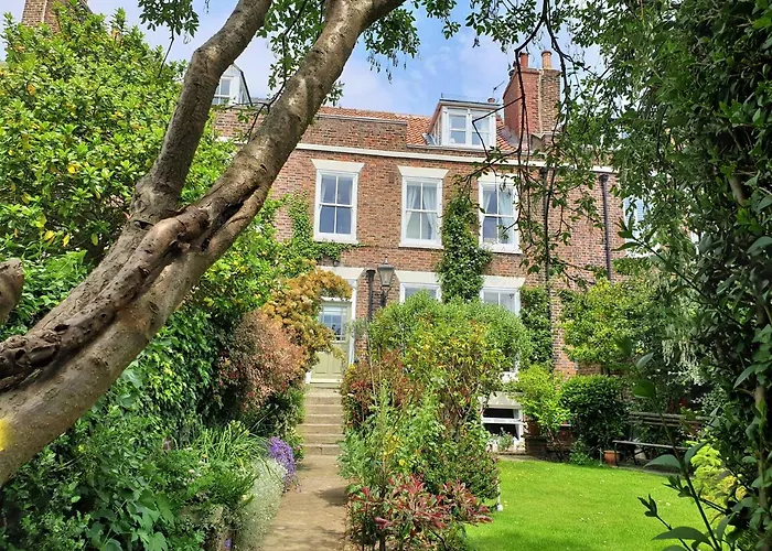 Saint Hilda'S House Bed & Breakfast Whitby