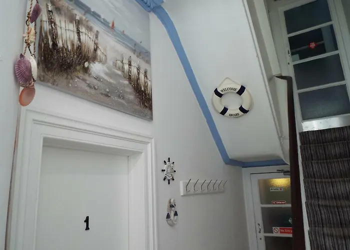 Captain'S Quarters Hotel Southport