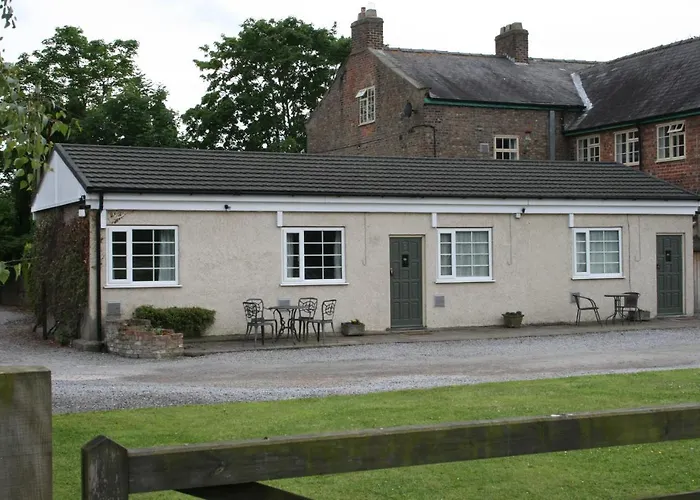 The Manor Guest House Linton on Ouse