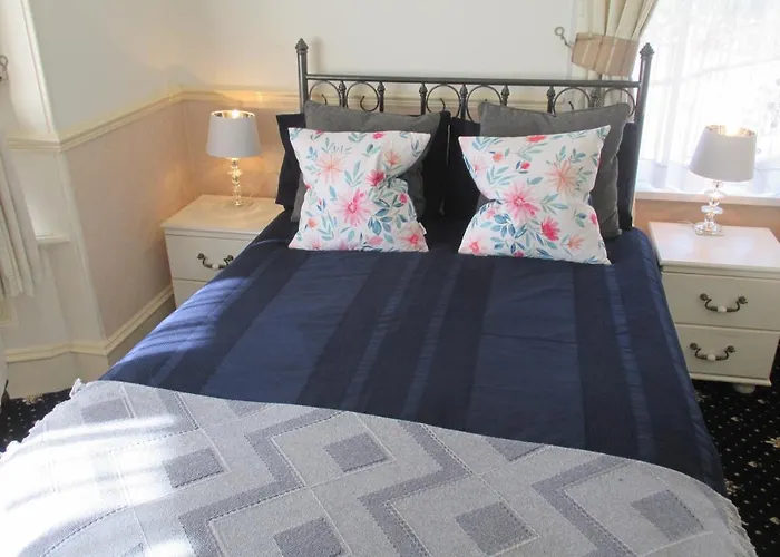 Crown Lodge Torquay