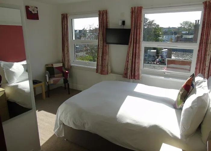 Carrington Guest House