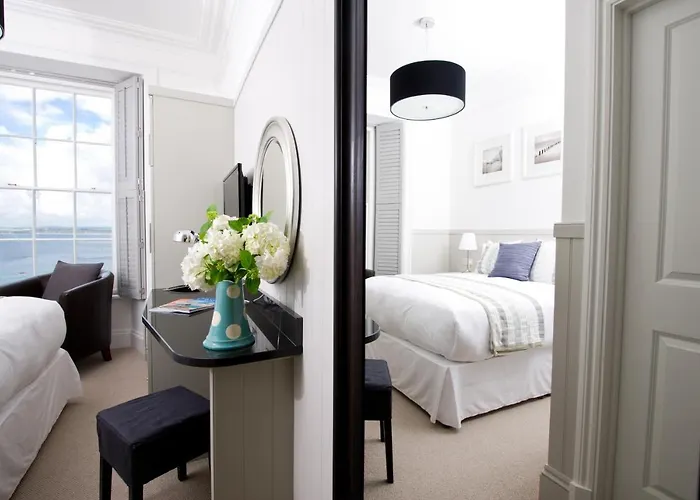Henry'S, 27 The Terrace Bed & Breakfast St Ives 
