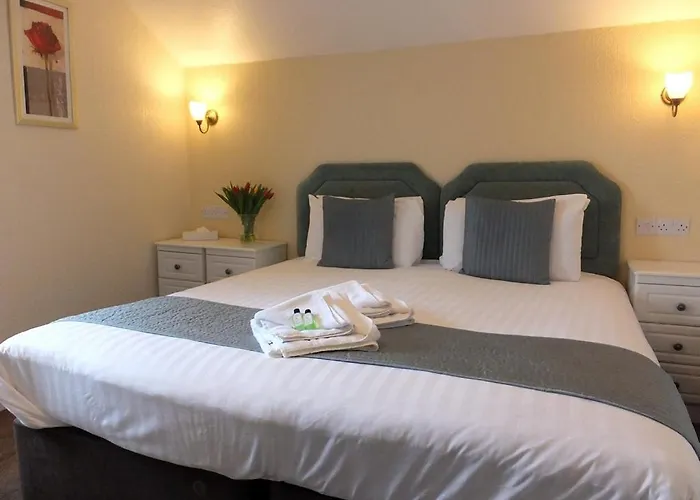 Holmlea Guest House Exclusively For Adults